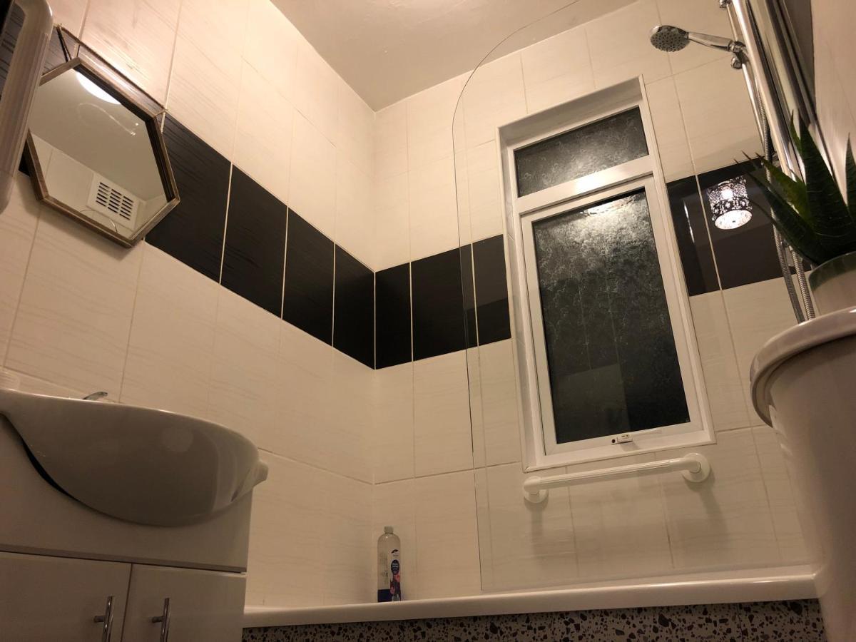 Handsworth Home - 2 Bedroomed Sheffield Dış mekan fotoğraf