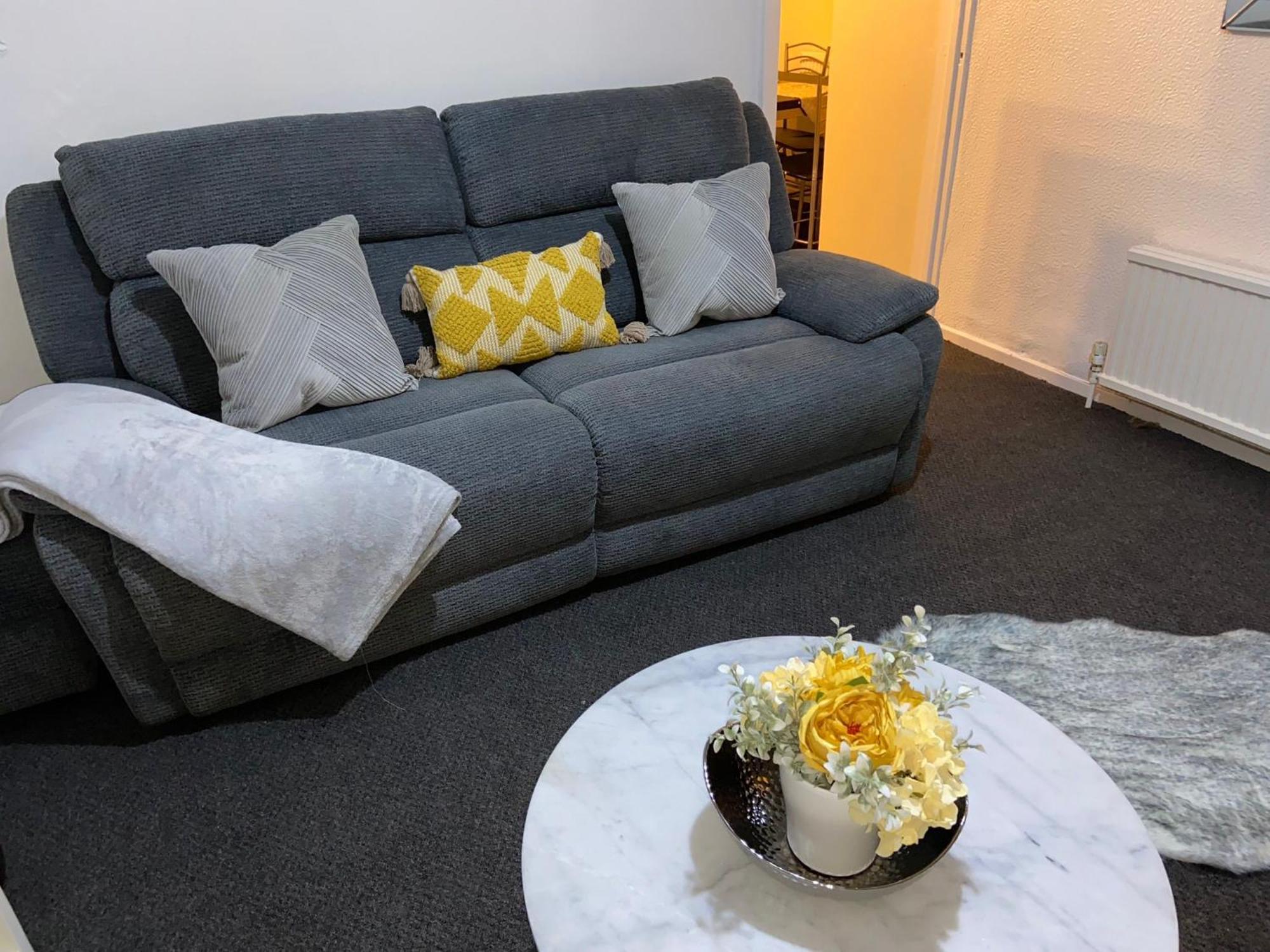 Handsworth Home - 2 Bedroomed Sheffield Dış mekan fotoğraf